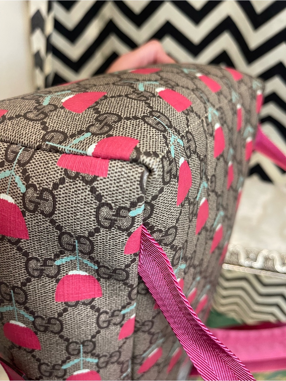 Pristine Gucci x Kim Seung-yeon GG Supreme Tulip Mini Backpack, With Dust Bag - Picture 12 of 16